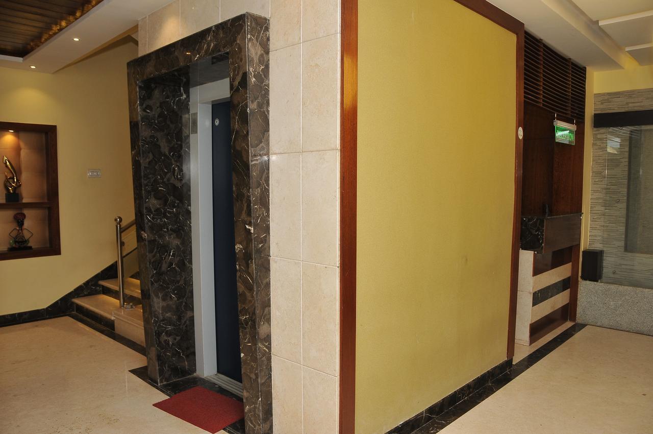 Hotel Pasupala Grand Anantapur Exterior photo